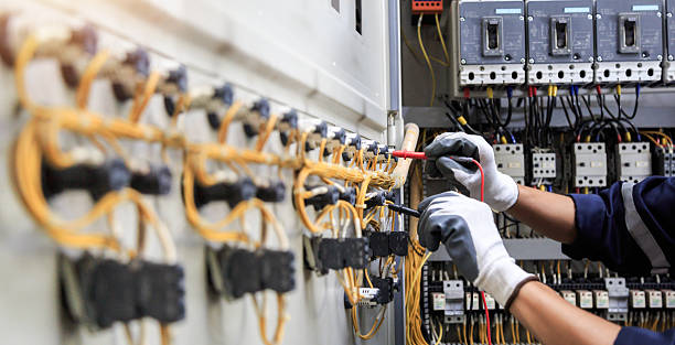 Professional Electrician technician working in Smackover, AR